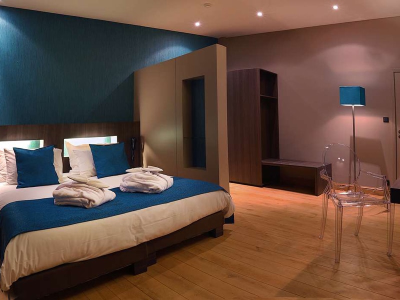 Quelles sont les caractéristiques d'un hôtel ?